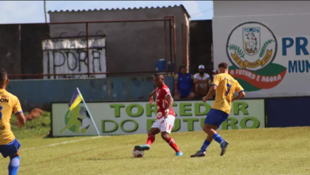Ipor 2-0 Vila Nova