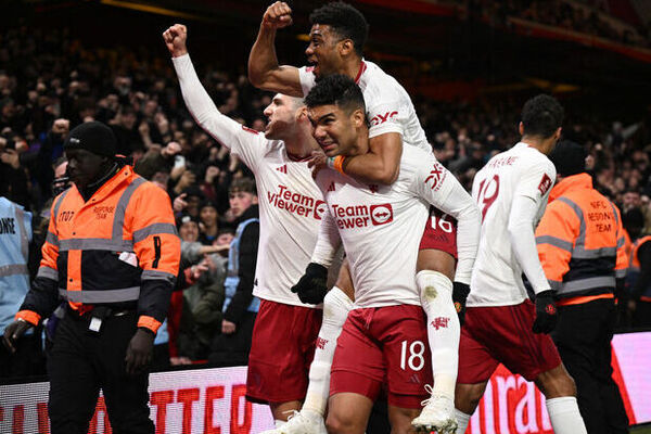 Manchester United gana para seguir adelante del FA Cup
