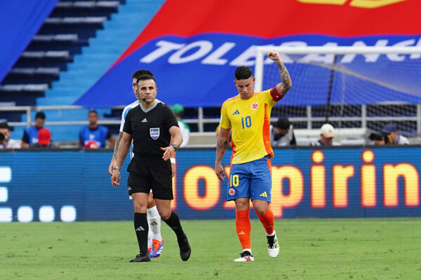 Argentina y Brasil pierden y la carrera hacia el Mundial est loca!