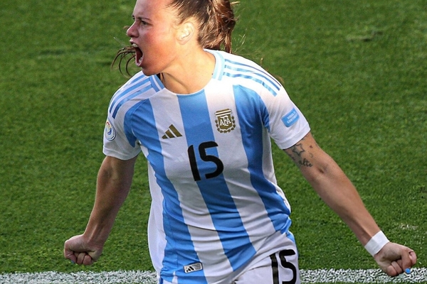 La nueva leona Flor Bonsegundo da la victoria a Argentina en el inicio de la Copa Amrica