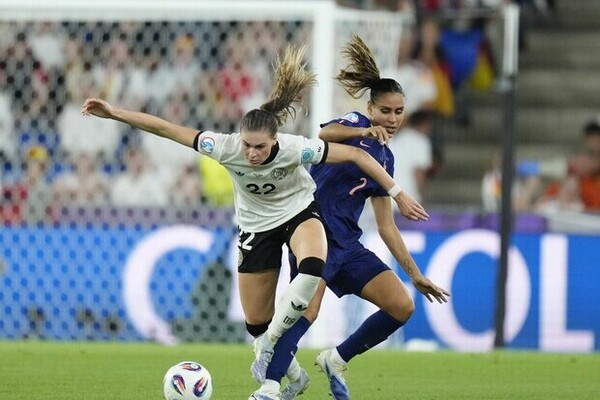 Alemania avanza en el Euro Femenino tras emocionante tanda de penaltis contra Francia
