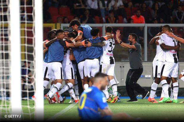 Udinese derrot Lecce